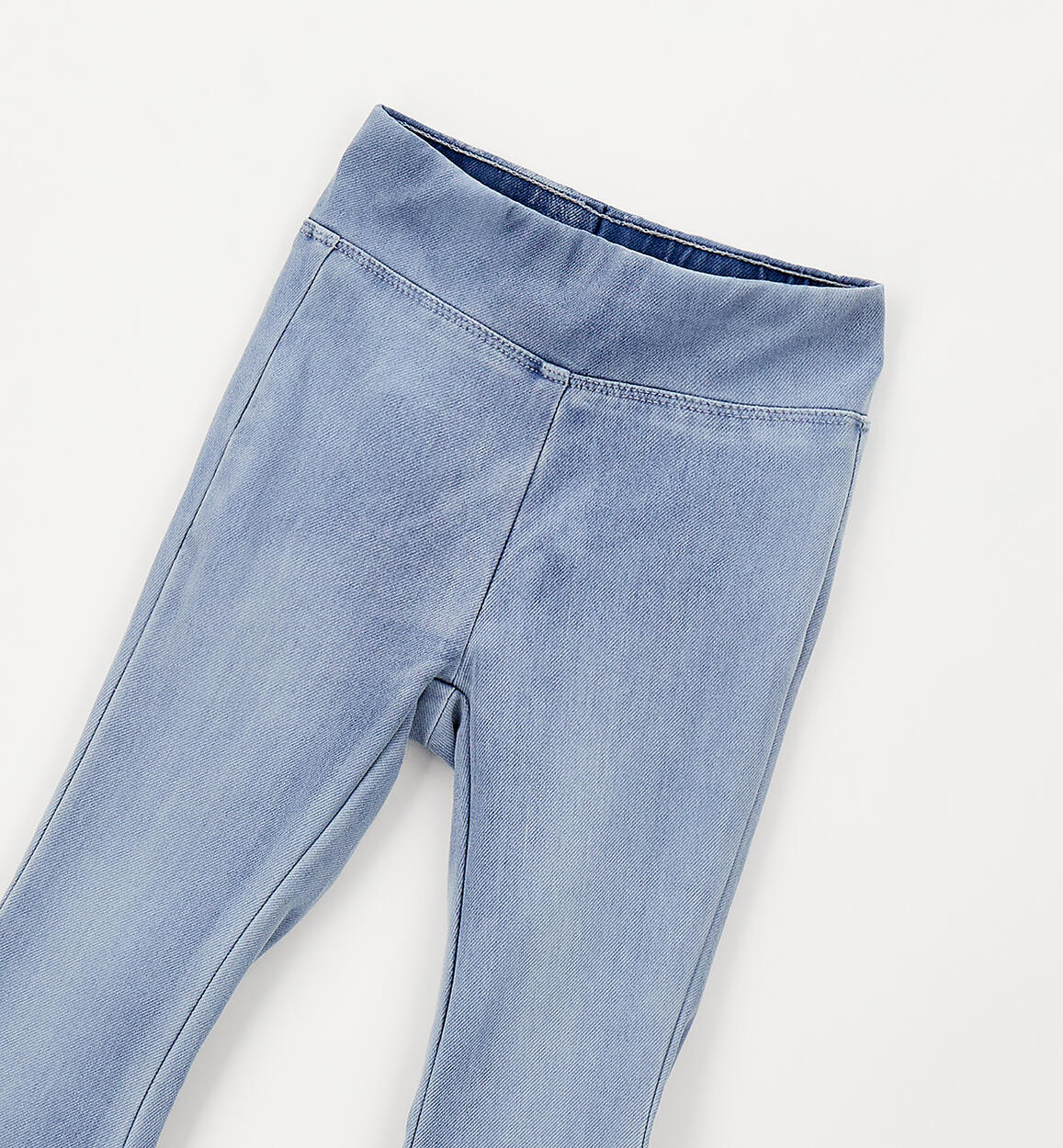 jeansowe, elastyczne dzwony